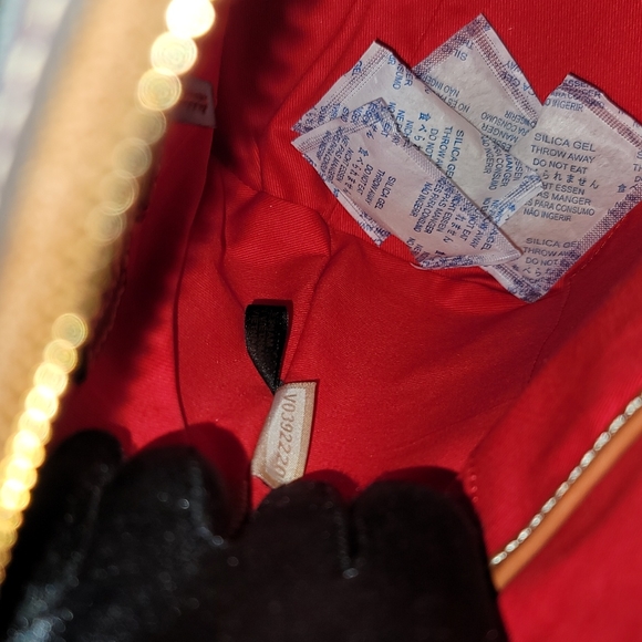 DOONEY & BOURKE Mauve Domed Leather Satchel - Picture 13 of 13